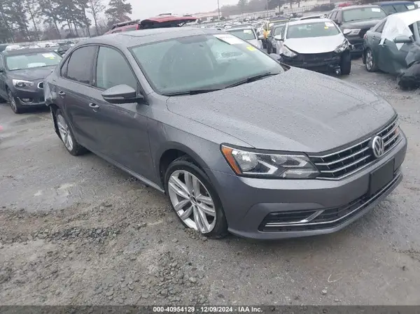 1VWLA7A32KC010233 2019 VOLKSWAGEN PASSAT - Image 1