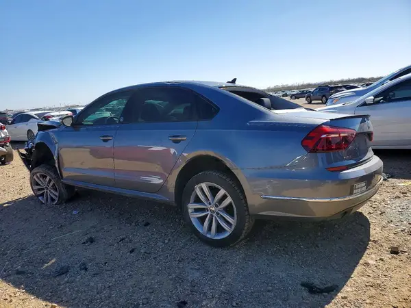 1VWLA7A32KC010457 2019 VOLKSWAGEN PASSAT - Image 2