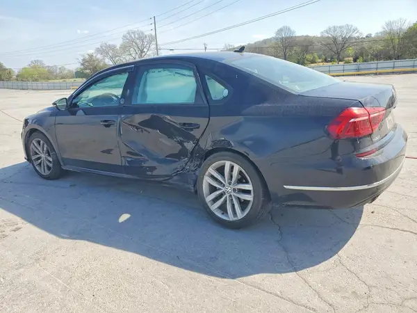 1VWLA7A32KC014623 2019 VOLKSWAGEN PASSAT - Image 2