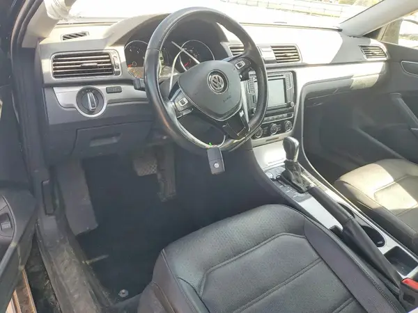 1VWLA7A32KC014623 2019 VOLKSWAGEN PASSAT - Image 8
