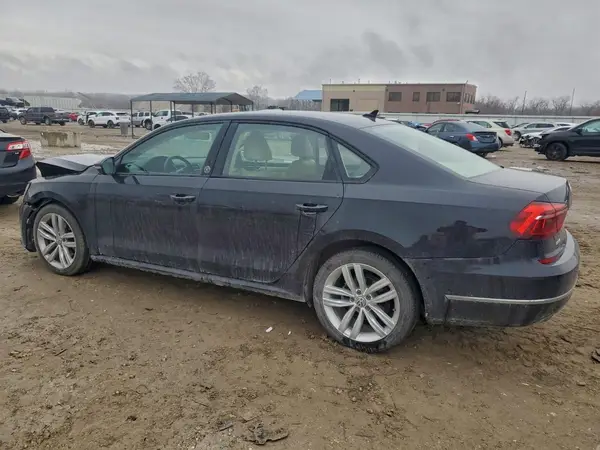 1VWLA7A33KC000553 2019 VOLKSWAGEN PASSAT - Image 2