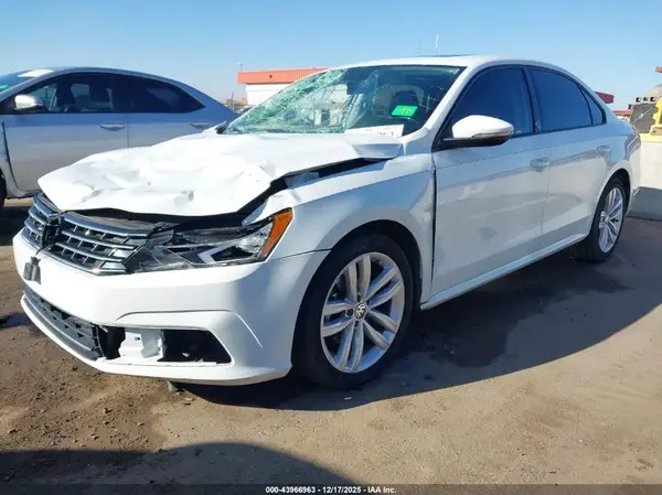 1VWLA7A33KC000732 2019 VOLKSWAGEN PASSAT - Image 2