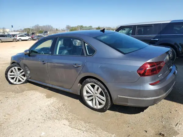 1VWLA7A33KC003887 2019 VOLKSWAGEN PASSAT - Image 2