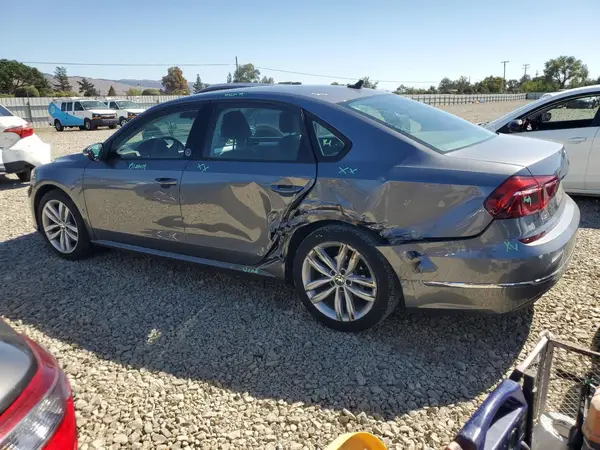 1VWLA7A33KC005395 2019 VOLKSWAGEN PASSAT - Image 2