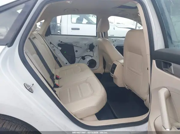 1VWLA7A33KC005980 2019 VOLKSWAGEN PASSAT - Image 8