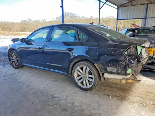 1VWLA7A33KC006613 2019 VOLKSWAGEN PASSAT - Image 2