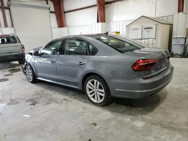 1VWLA7A33KC006921 2019 VOLKSWAGEN PASSAT - Image 2