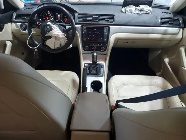 1VWLA7A33KC007700 2019 VOLKSWAGEN PASSAT - Image 8