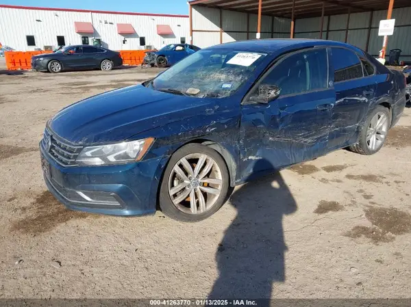 1VWLA7A33KC007728 2019 VOLKSWAGEN PASSAT - Image 2