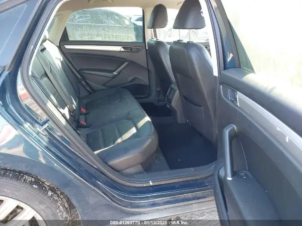 1VWLA7A33KC007728 2019 VOLKSWAGEN PASSAT - Image 8