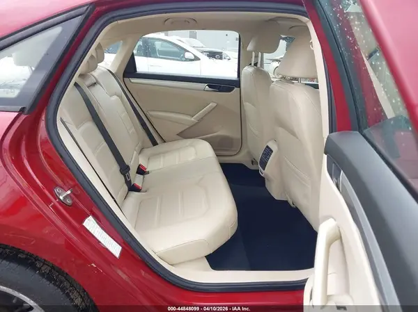 1VWLA7A33KC007762 2019 VOLKSWAGEN PASSAT - Image 8