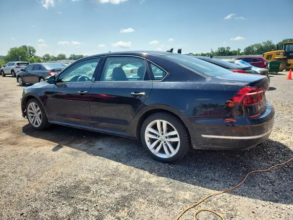 1VWLA7A33KC009298 2019 VOLKSWAGEN PASSAT - Image 2