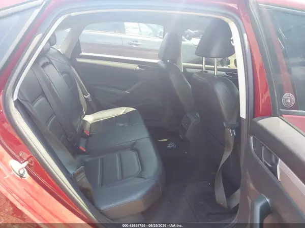 1VWLA7A33KC010693 2019 VOLKSWAGEN PASSAT - Image 8
