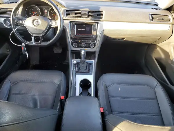 1VWLA7A33KC013058 2019 VOLKSWAGEN PASSAT - Image 8
