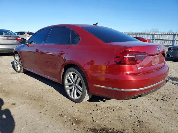 1VWLA7A33KC013805 2019 VOLKSWAGEN PASSAT - Image 2