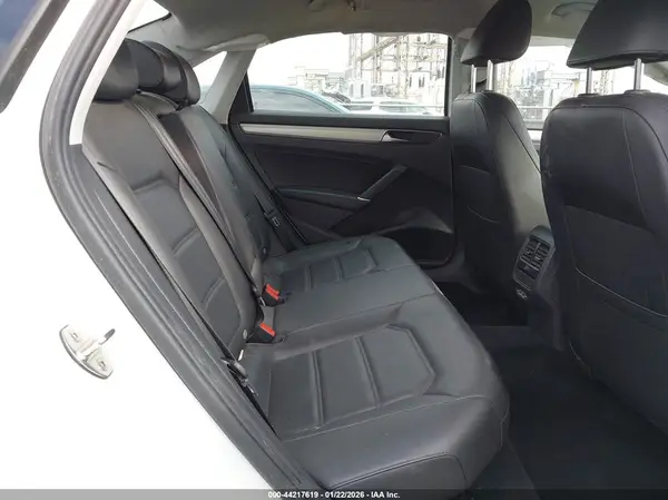 1VWLA7A33KC014503 2019 VOLKSWAGEN PASSAT - Image 8
