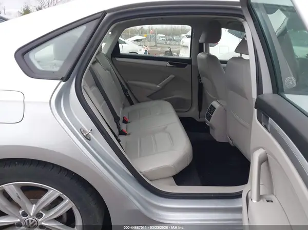 1VWLA7A34KC001923 2019 VOLKSWAGEN PASSAT - Image 8