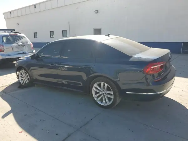 1VWLA7A34KC002117 2019 VOLKSWAGEN PASSAT - Image 2