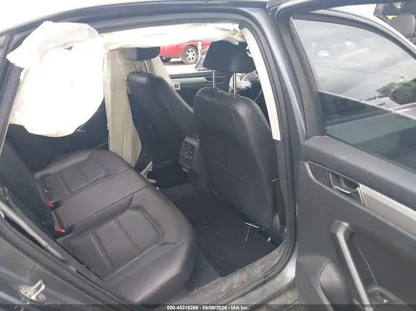 1VWLA7A34KC003736 2019 VOLKSWAGEN PASSAT - Image 8