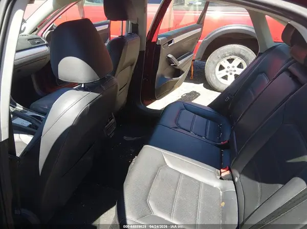 1VWLA7A34KC005809 2019 VOLKSWAGEN PASSAT - Image 8