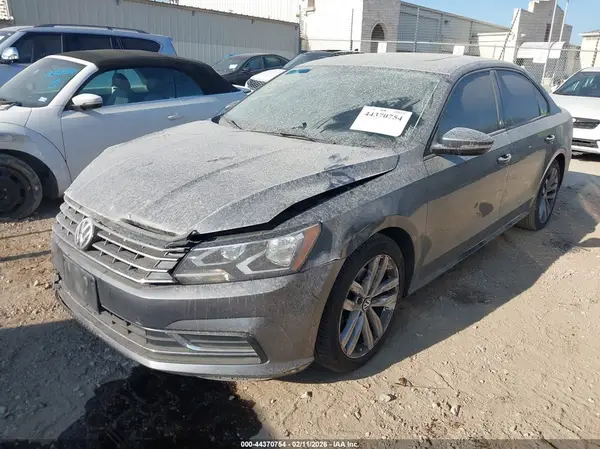 1VWLA7A34KC008483 2019 VOLKSWAGEN PASSAT - Image 2