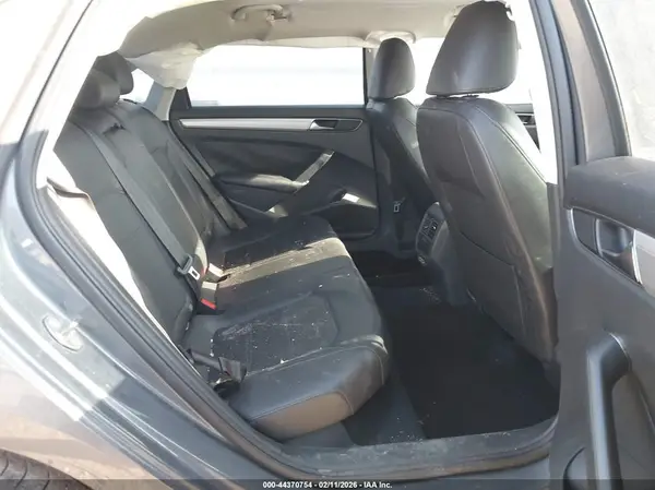1VWLA7A34KC008483 2019 VOLKSWAGEN PASSAT - Image 8