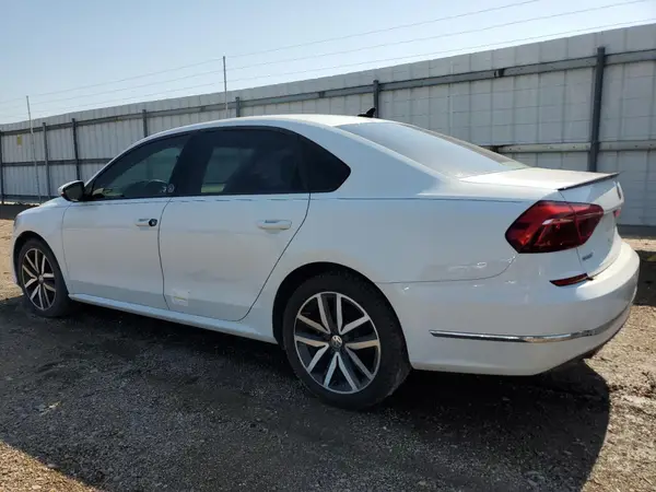 1VWLA7A34KC008757 2019 VOLKSWAGEN PASSAT - Image 2