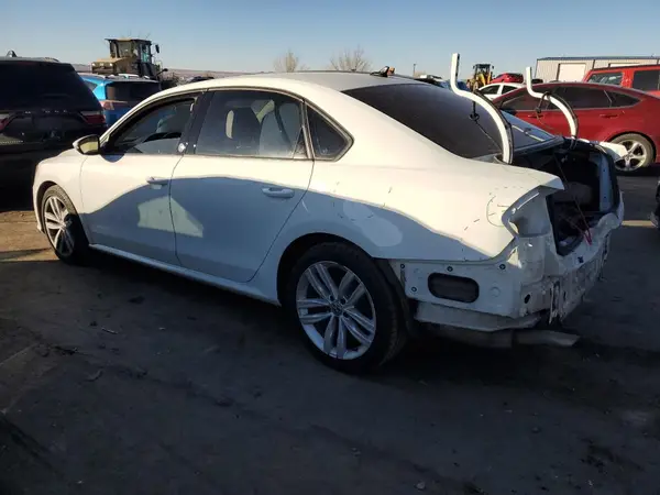 1VWLA7A34KC009813 2019 VOLKSWAGEN PASSAT - Image 2