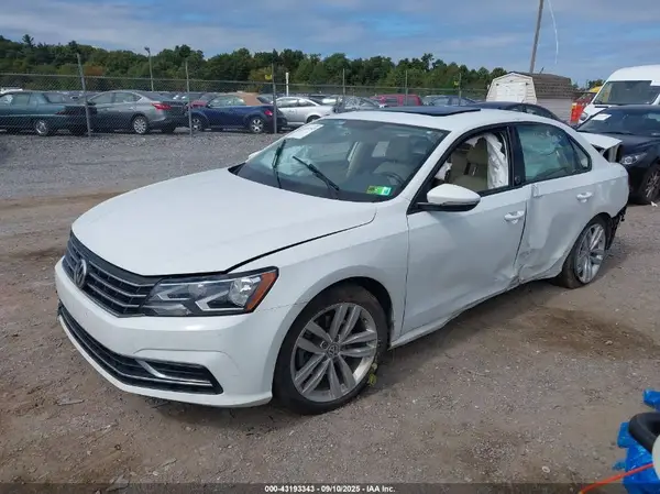 1VWLA7A34KC012386 2019 VOLKSWAGEN PASSAT - Image 2