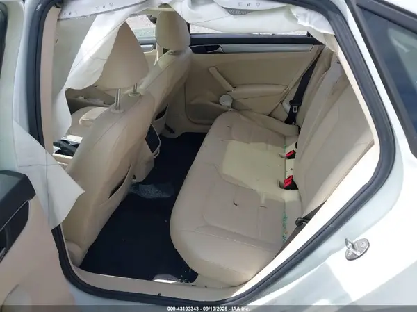 1VWLA7A34KC012386 2019 VOLKSWAGEN PASSAT - Image 8