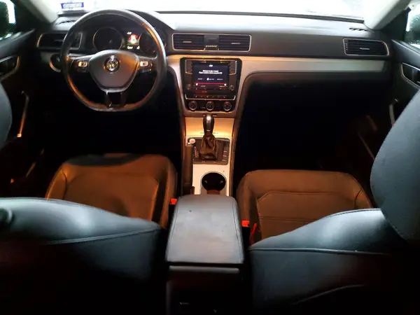 1VWLA7A34KC014008 2019 VOLKSWAGEN PASSAT - Image 8