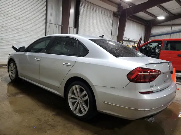1VWLA7A35KC002255 2019 VOLKSWAGEN PASSAT - Image 2