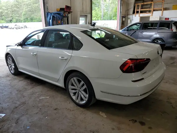 1VWLA7A35KC003406 2019 VOLKSWAGEN PASSAT - Image 2