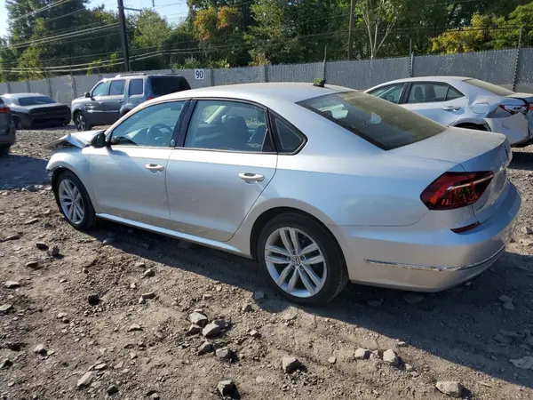 1VWLA7A35KC003678 2019 VOLKSWAGEN PASSAT - Image 2