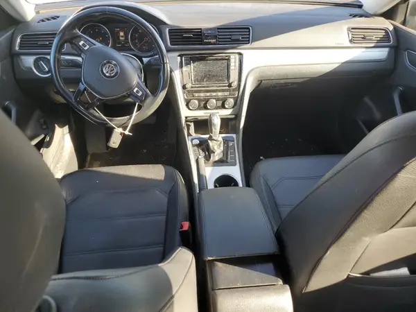 1VWLA7A35KC004393 2019 VOLKSWAGEN PASSAT - Image 8