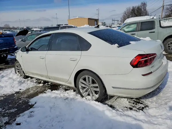 1VWLA7A35KC006600 2019 VOLKSWAGEN PASSAT - Image 2