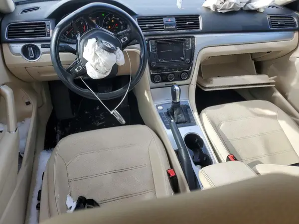 1VWLA7A35KC006600 2019 VOLKSWAGEN PASSAT - Image 8
