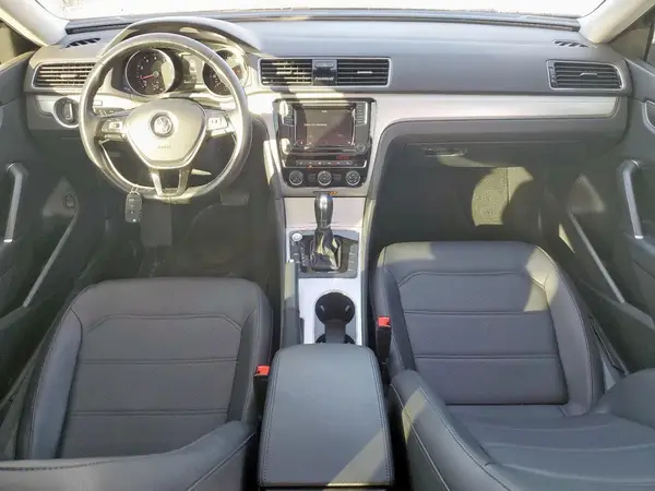 1VWLA7A35KC011568 2019 VOLKSWAGEN PASSAT - Image 8