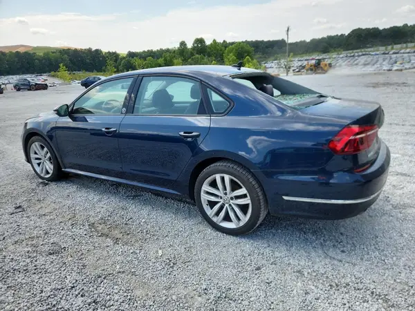 1VWLA7A35KC012218 2019 VOLKSWAGEN PASSAT - Image 2