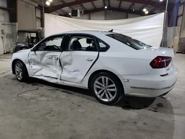 1VWLA7A36KC000255 2019 VOLKSWAGEN PASSAT - Image 2