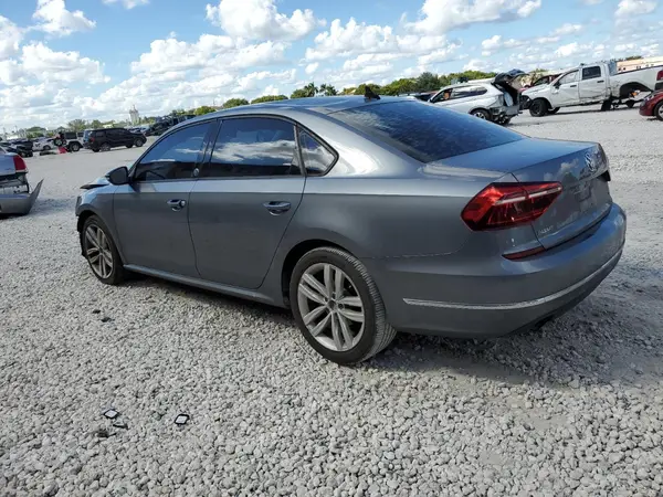 1VWLA7A36KC001289 2019 VOLKSWAGEN PASSAT - Image 2