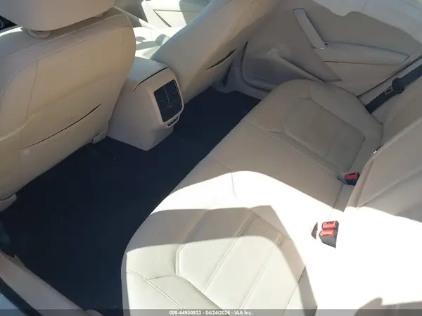 1VWLA7A36KC002605 2019 VOLKSWAGEN PASSAT - Image 8