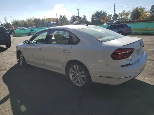1VWLA7A36KC003270 2019 VOLKSWAGEN PASSAT - Image 2