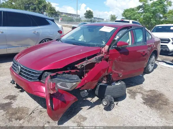 1VWLA7A36KC004855 2019 VOLKSWAGEN PASSAT - Image 2