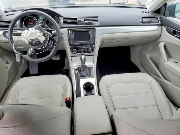 1VWLA7A36KC006461 2019 VOLKSWAGEN PASSAT - Image 8