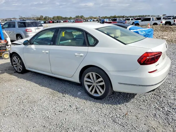 1VWLA7A36KC006590 2019 VOLKSWAGEN PASSAT - Image 2