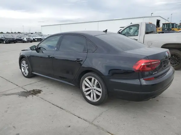 1VWLA7A36KC006797 2019 VOLKSWAGEN PASSAT - Image 2