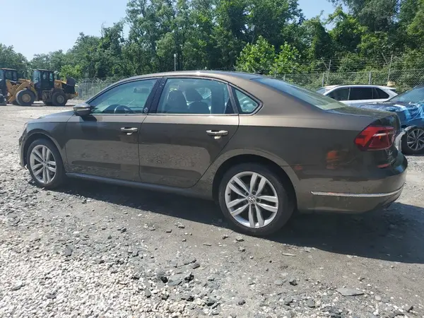 1VWLA7A36KC008775 2019 VOLKSWAGEN PASSAT - Image 2