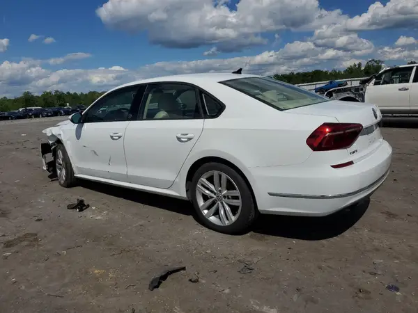 1VWLA7A36KC009439 2019 VOLKSWAGEN PASSAT - Image 2