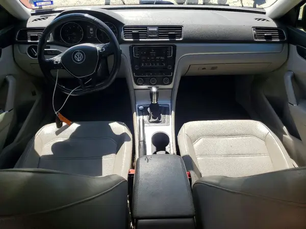 1VWLA7A36KC010140 2019 VOLKSWAGEN PASSAT - Image 8